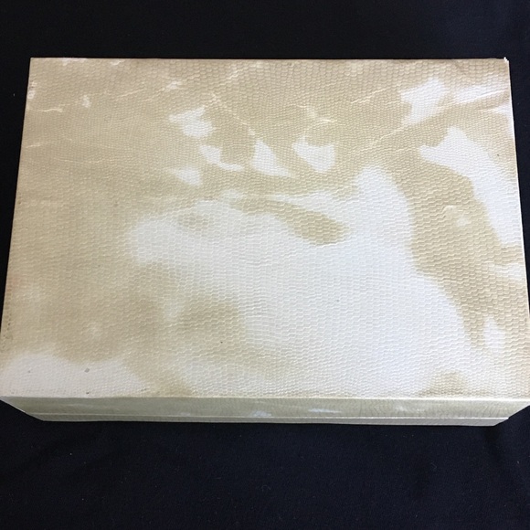 Cote D’Azur Fashion Jewelry Faux Pearl Necklace and Earrings Set - Picture 10 of 13